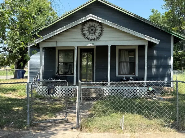 701 E 7th St, Pawhuska, OK 74056