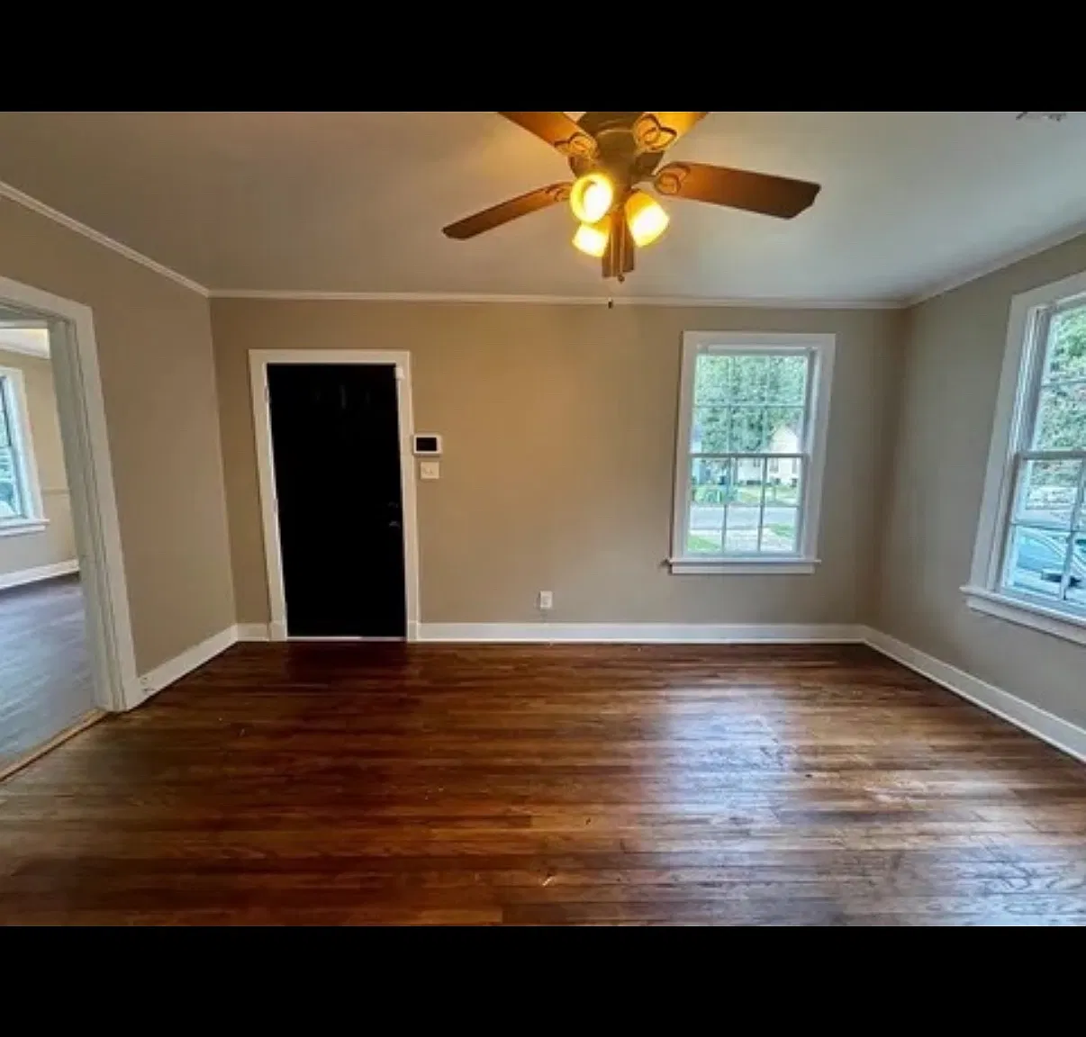 4 bed, 1280 sqft, $1,500 — Photo 2