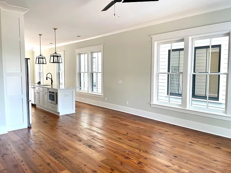 549 E Gwinnett St — Photo 6