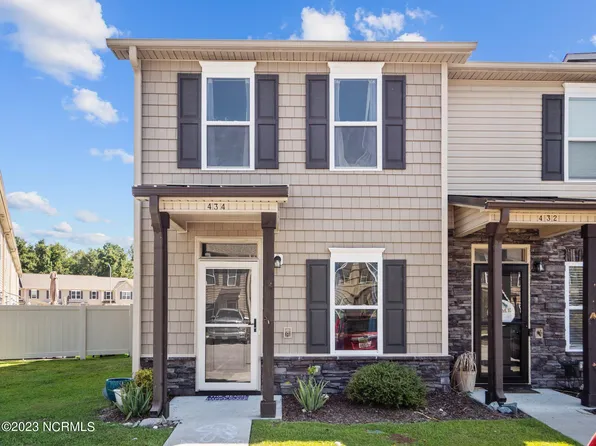 434 Sullivan Loop Road, Midway Park, NC 28544