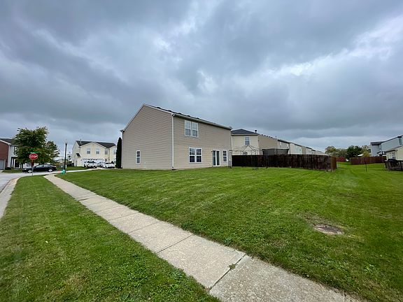 4th image of 10836 Parker Dr