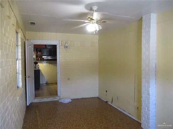 3rd image of 1206 Fincher St