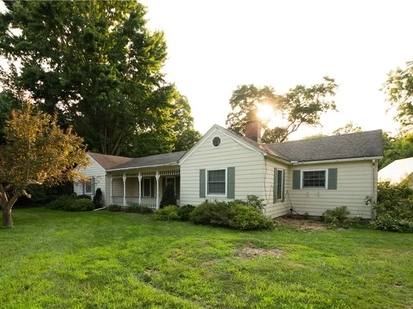 9719 Angling Rd, Wakeman, OH 44889