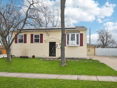 703 Sunset Cir, Streamwood, IL, 60107