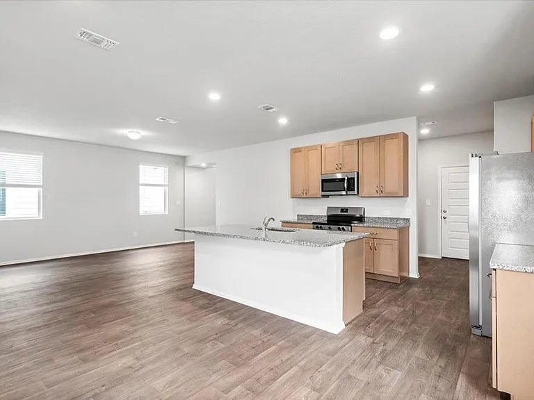 2605 Totley Rd — Photo 4