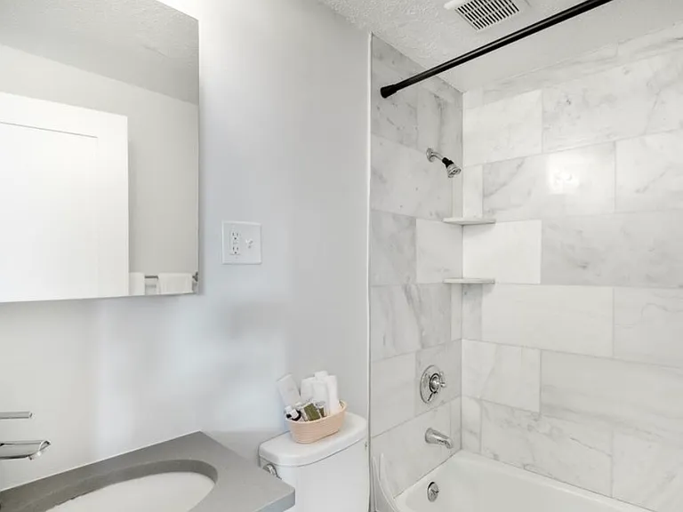 175 Saint Botolph St #4 — Photo 5