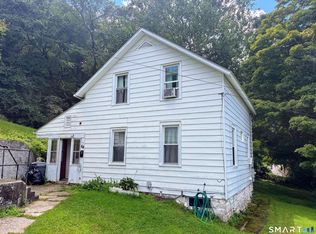 64 Winter Ave, Deep River, CT 06417
