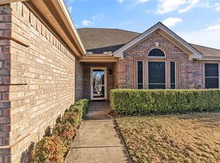 1603 N Park Dr, Bowie, TX 76230