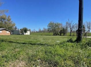 14832 River Rd, Hahnville, LA 70057