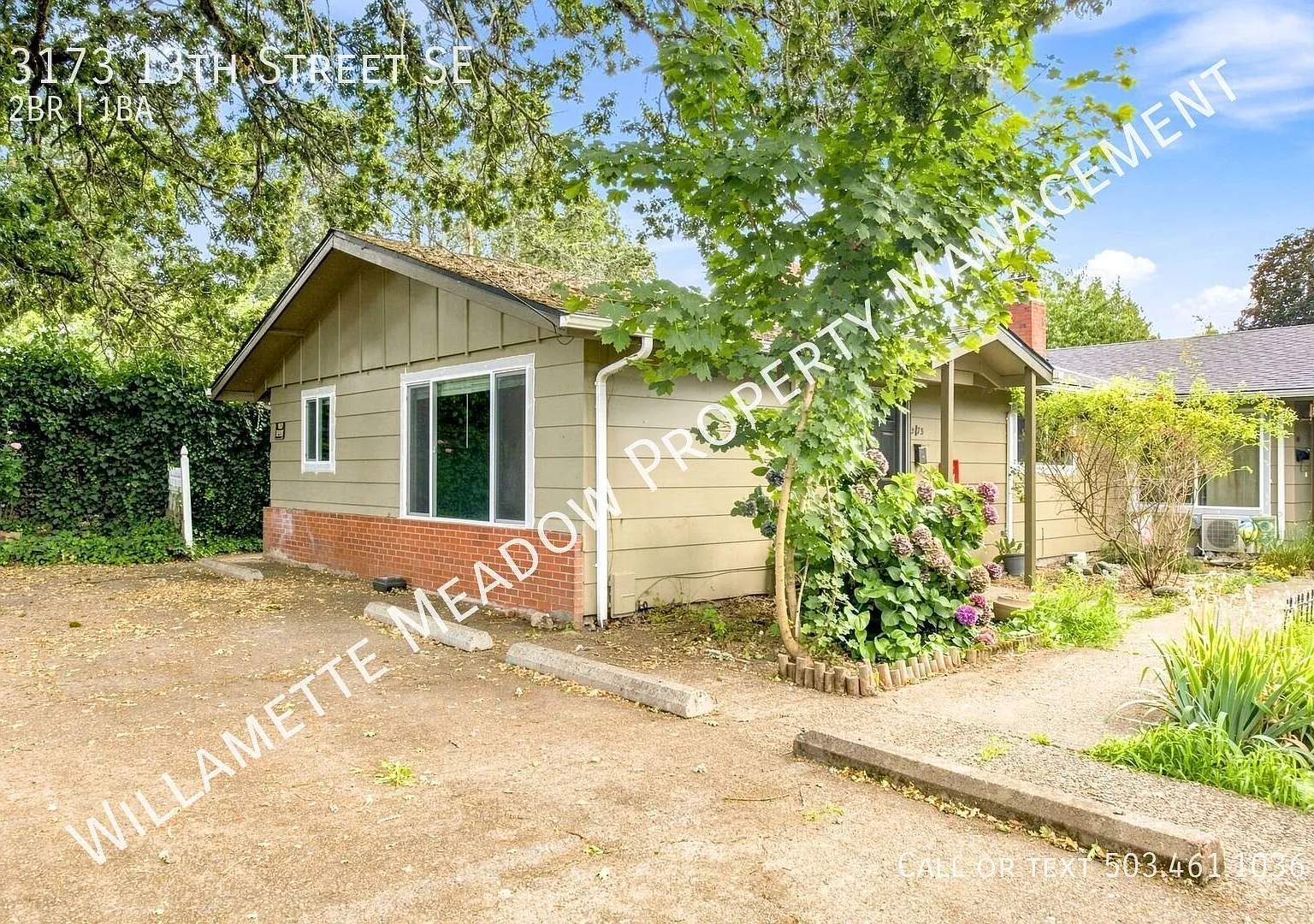 Move In Special $750 Off Your First Months Rent!! Wonderfully Centrally Located To Downtown And S... — Photo 4