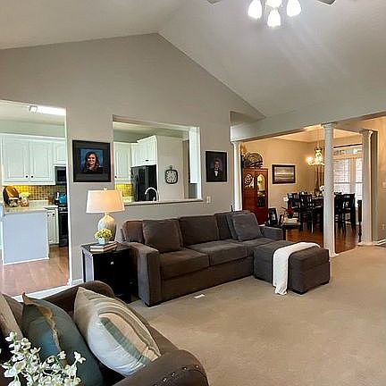 5th image of 105 Pine Forest Dr