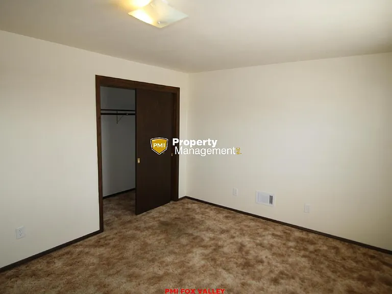 1349 Primrose Ln — Photo 11