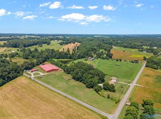 54 Shelton Rd, Fayetteville, TN 37334