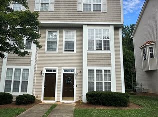 8125 Kings Creek Dr, Charlotte, NC