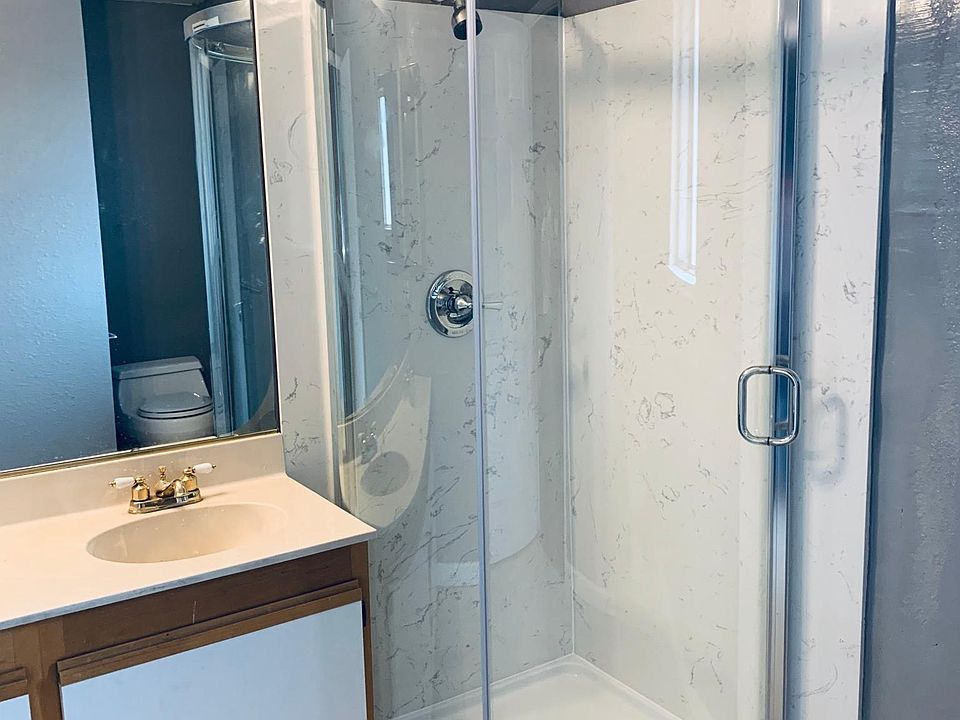 1st image of 260 Flint Ct APT 10