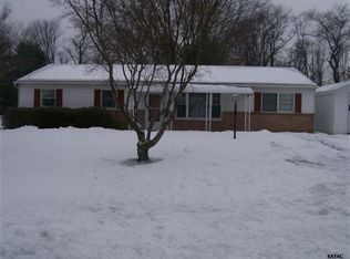 876 Elham Dr, York, PA 17406