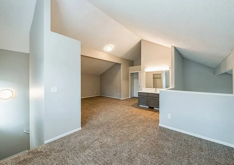 ReNew Rock Creek Townhomes — Photo 31