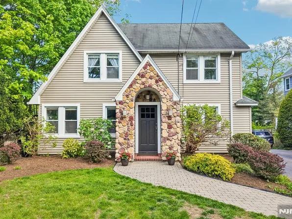243 Lincoln Ave, Ridgewood, NJ 07450