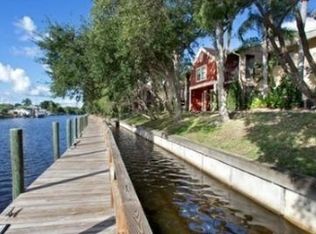 5382 Baywater Dr, Tampa, FL 33615