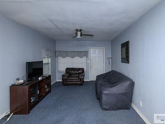 2nd image of 390 Diana St