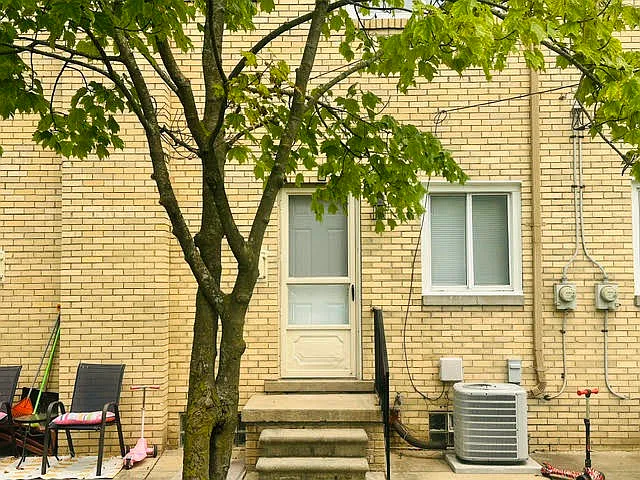 68 Crocker Blvd — Photo 4