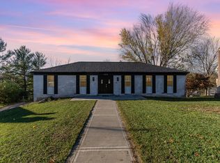 8578 Winthrop Cir, Florence, KY 41042
