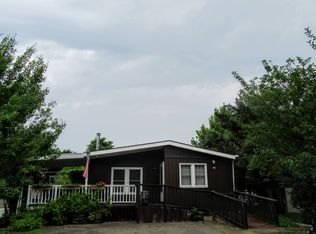 12 Manor Dr, Washingtonville, NY 10992