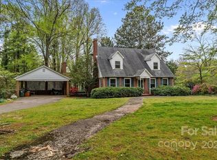 201 Woodlawn Ave, York, SC 29745