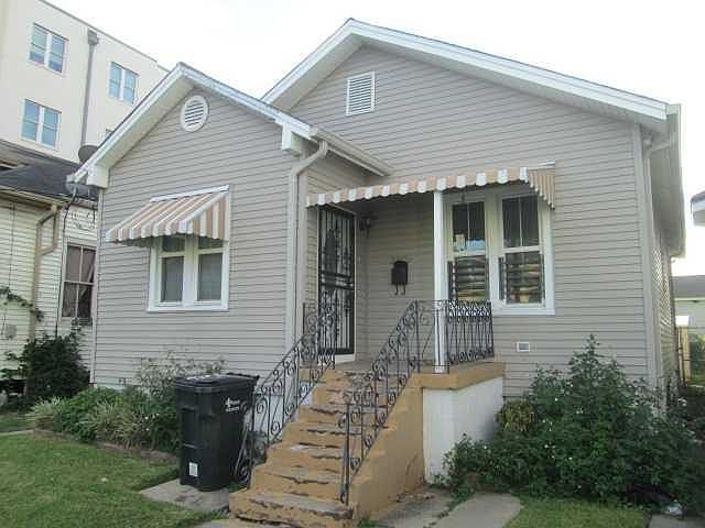 1st image of 3026 General Taylor St