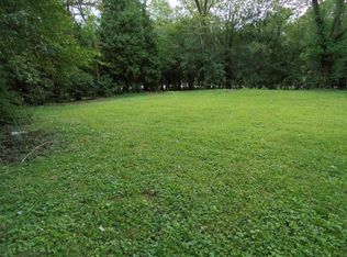 1N181 Woods Ave, Carol Stream, IL 60188