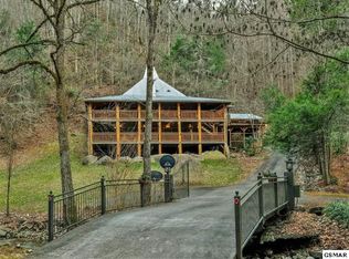 3014 N Clear Fork Rd, Sevierville, TN 37862