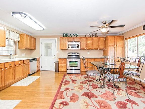 5th image of 1827 3rd Ct SE