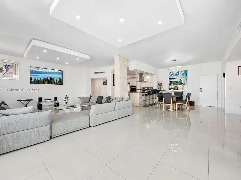 4001 S Ocean Dr #2 — Photo 9