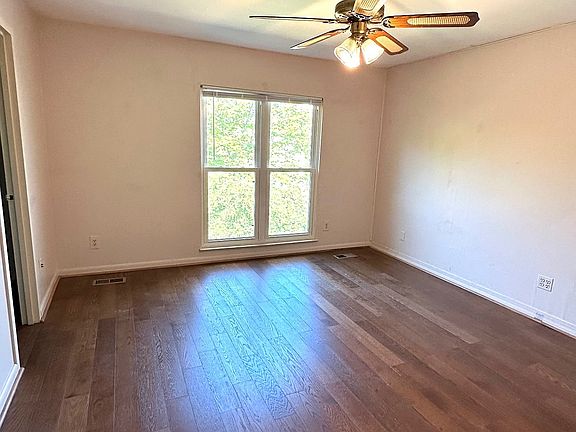 4th image of 7311 Larrup Ct