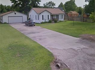 12113 7th St, Santa Fe, TX 77510