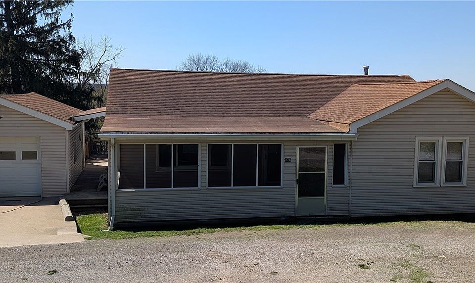 1st image of 874 Logan St