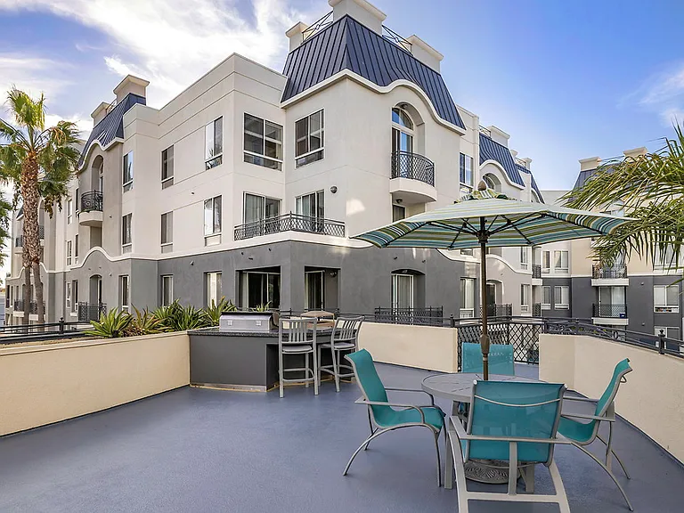 AQUA Marina del Rey — Photo 28