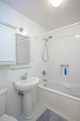 Sold by Brooklyn Bridge | media 1