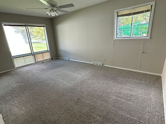 4th image of 10146 151st St