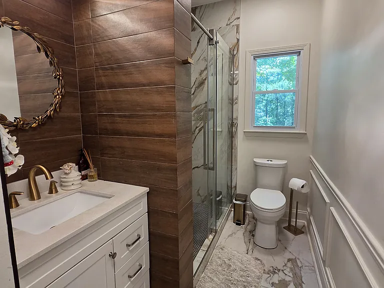 1210 Beacon Hill Xing — Photo 22