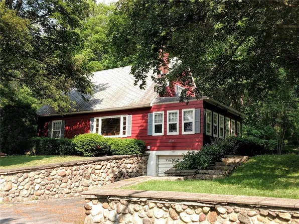 437 E Lake Rd, Penn Yan, NY 14527