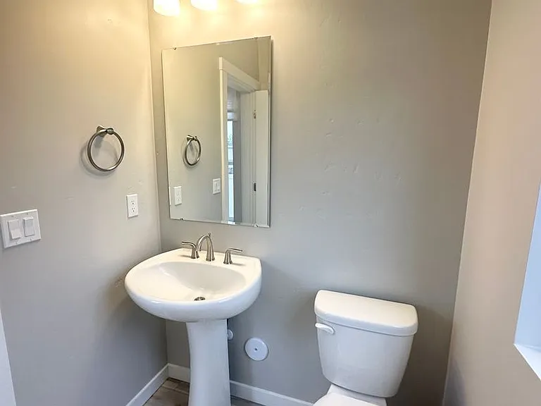 385 N Stone Canyon Ln — Photo 14