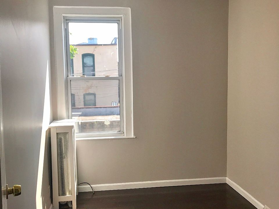 1st image of 5968 58th Ave #2