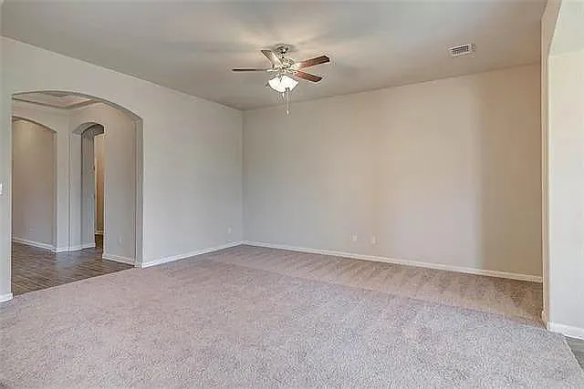 20008 Navarre Ter — Photo 8