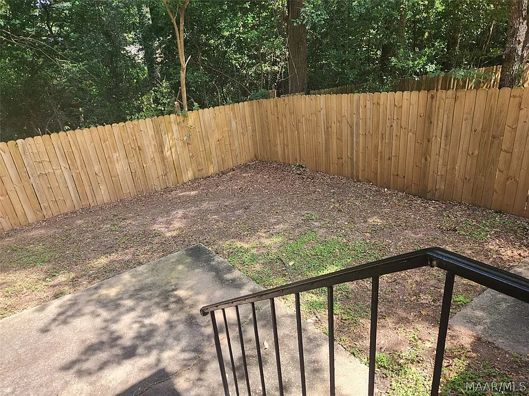 1214 Camellia Woods Ct — Photo 31