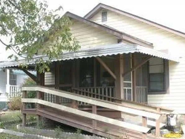 205 Peachtree St, Toccoa, GA 30577