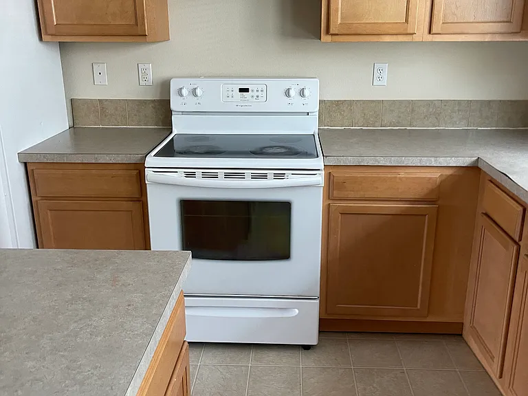 8626 SE Lafayette St #2 — Photo 22