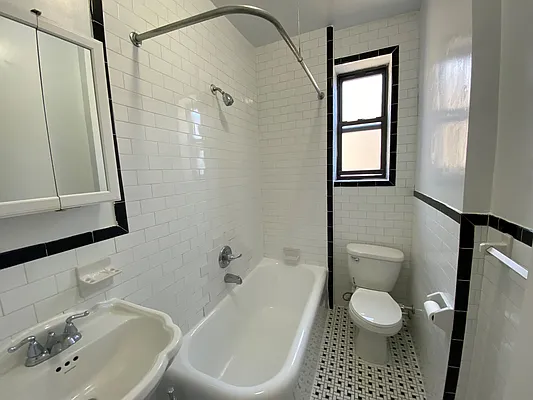 Rented by Rise BK LLC | media 9