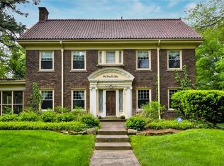 14250 Larchmere Blvd, Shaker Heights, OH 44120