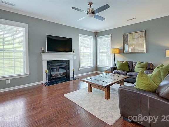 4th image of 15003 Kinnegal Ln